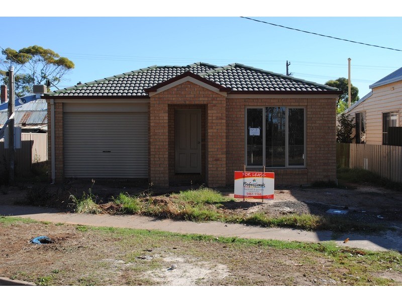 3 Nolan Street, Maryborough VIC 3465