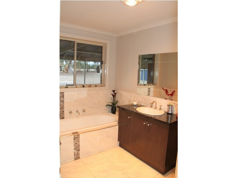 10 Willats Road, Maryborough VIC 3465