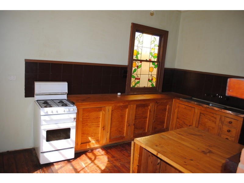 133 high Street, Avoca VIC 3467