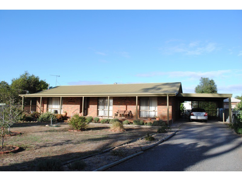 63 Holyrood Street, Maryborough VIC 3465