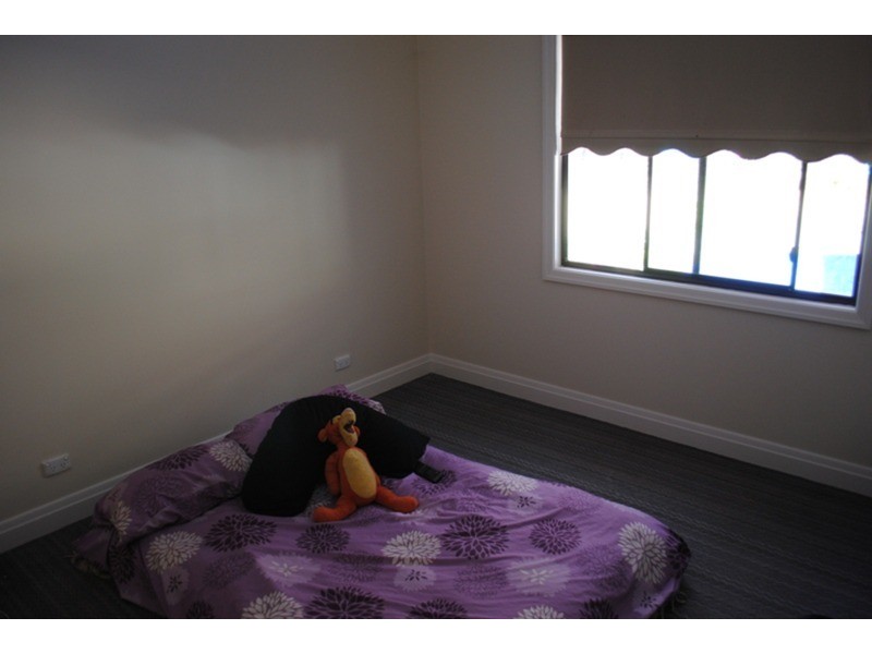 7064 Pyrenees  Highway, Avoca VIC 3467