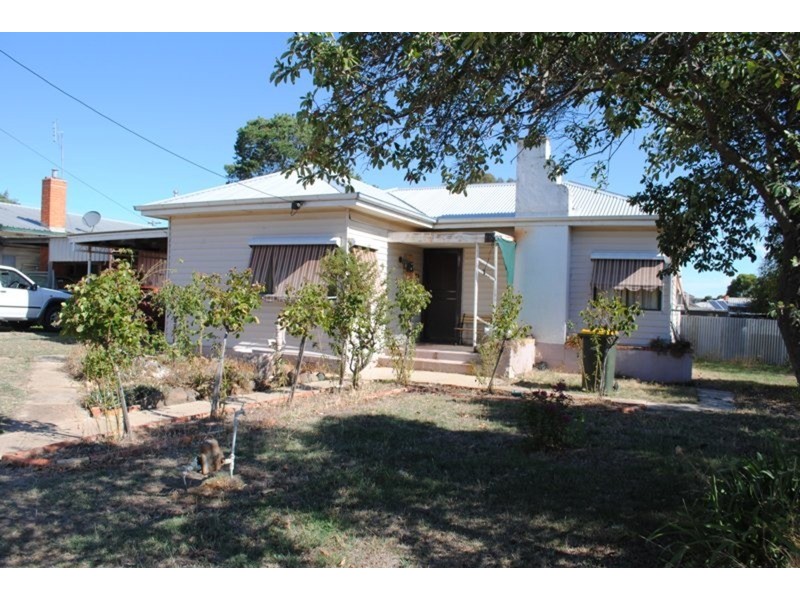 14 Higham Street, Maryborough VIC 3465