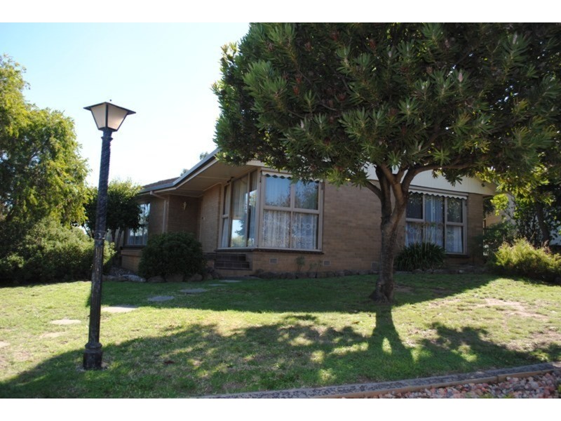 3 Laidlaw Street, Maryborough VIC 3465