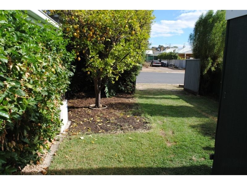 4 Wills Street, Maryborough VIC 3465