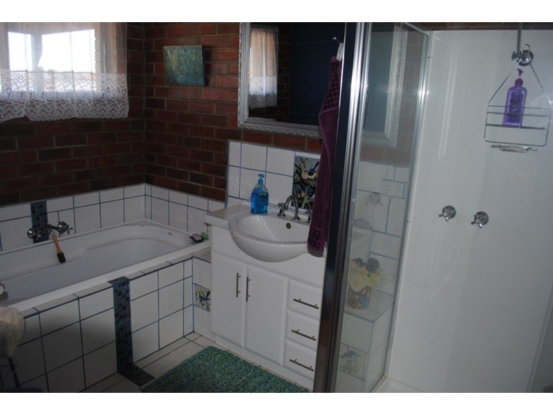11 Hunter Street, Carisbrook VIC 3464