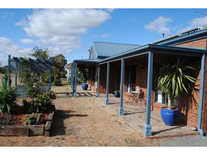 11 Hunter Street, Carisbrook VIC 3464