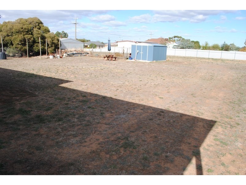 11 Hunter Street, Carisbrook VIC 3464