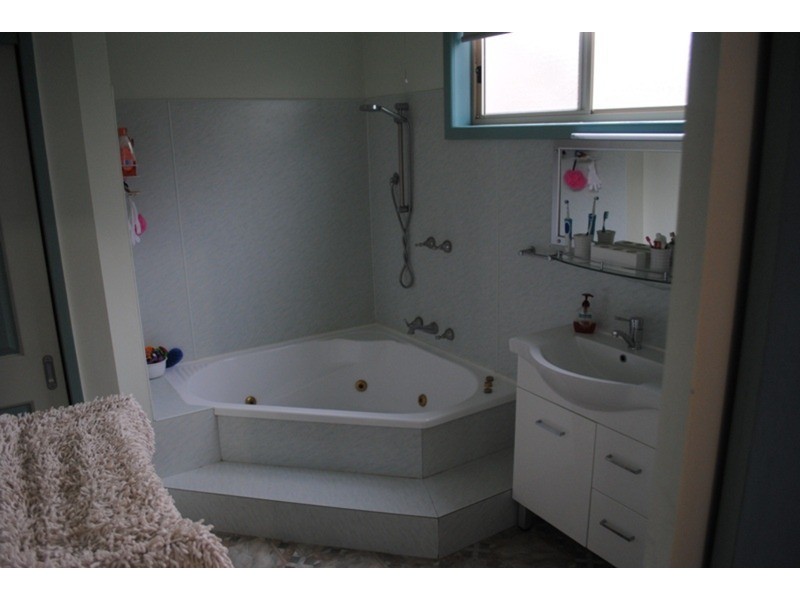 43 Inkerman Street, Maryborough VIC 3465