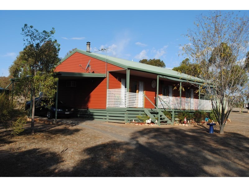 17 Marshall Lane, Avoca VIC 3467