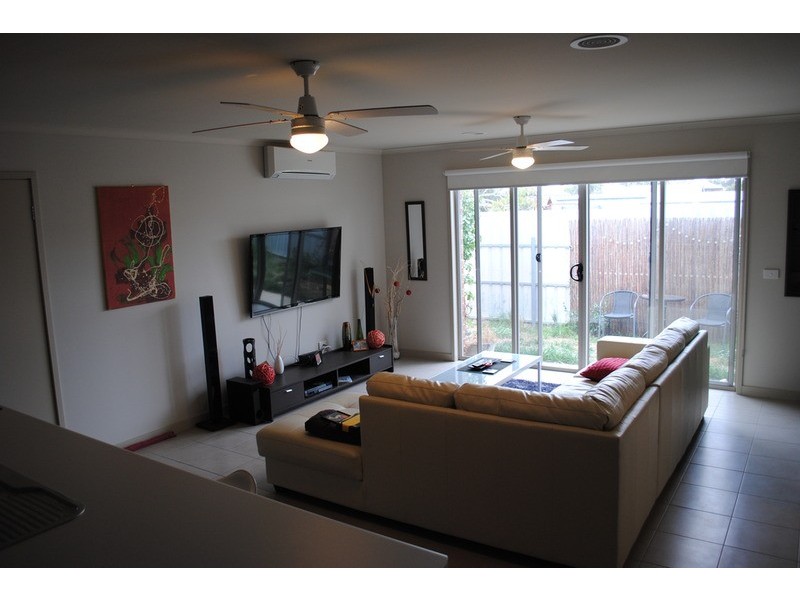 3/176 Park Road, Maryborough VIC 3465