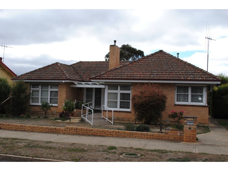 34 Newton Street, Maryborough VIC 3465