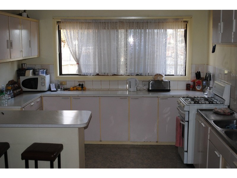 1 Majorca Road, Maryborough VIC 3465