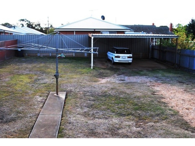 3 Frost Avenue, Maryborough VIC 3465