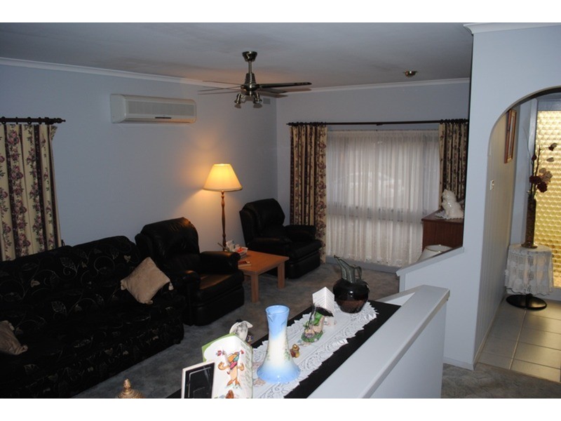 4 Hillview Avenue, Maryborough VIC 3465