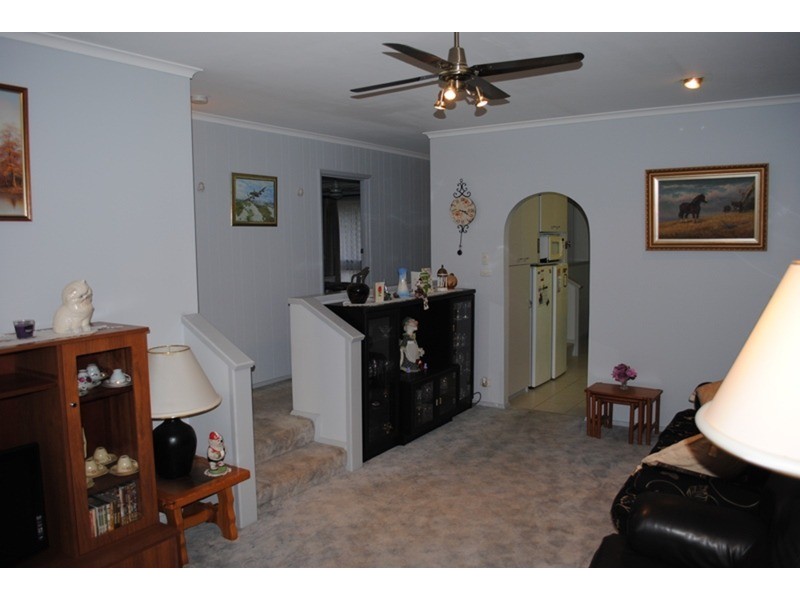 4 Hillview Avenue, Maryborough VIC 3465