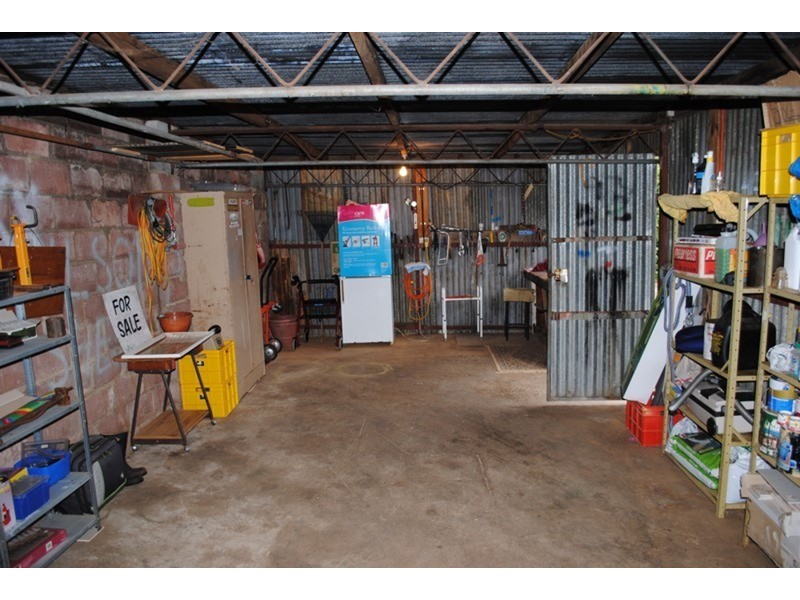 4 Hillview Avenue, Maryborough VIC 3465