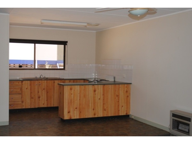 4/11-15 Mimosa Court, Maryborough VIC 3465