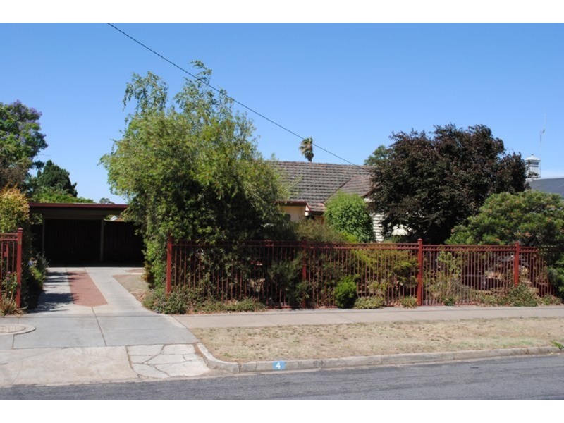 4 Peel Street, Maryborough VIC 3465