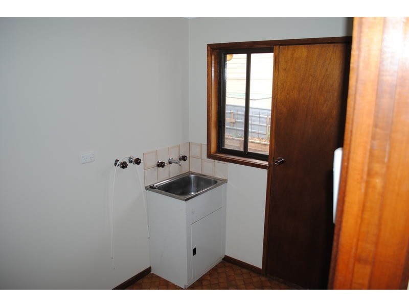 2/10 Pekin Road, Maryborough VIC 3465