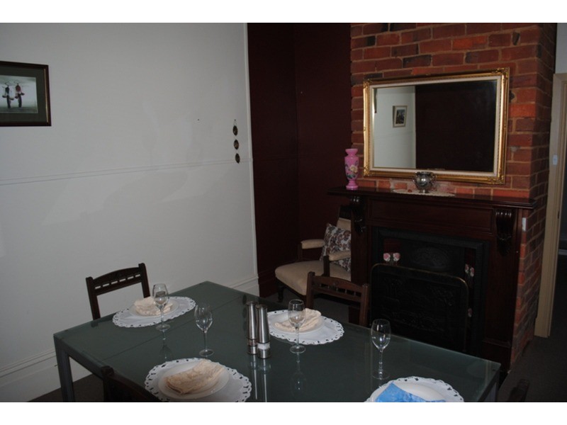 156 High Street, Avoca VIC 3467