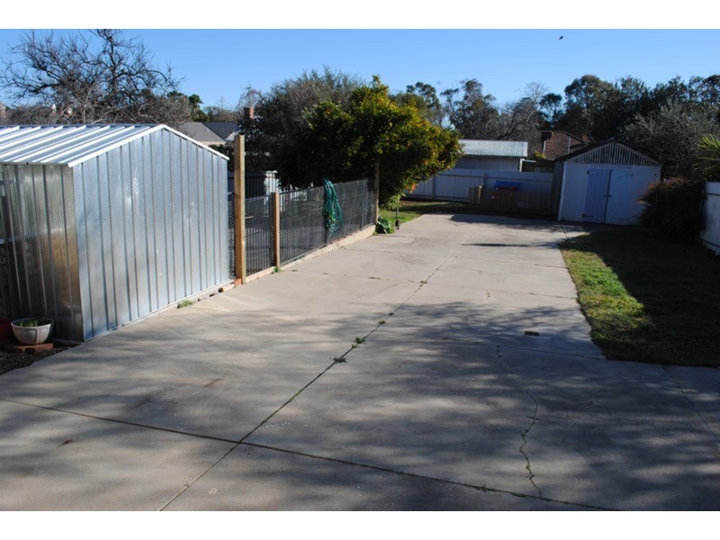 77 Burke  Street, Maryborough VIC 3465