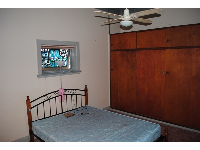 2 Taylor  Street, Maryborough VIC 3465