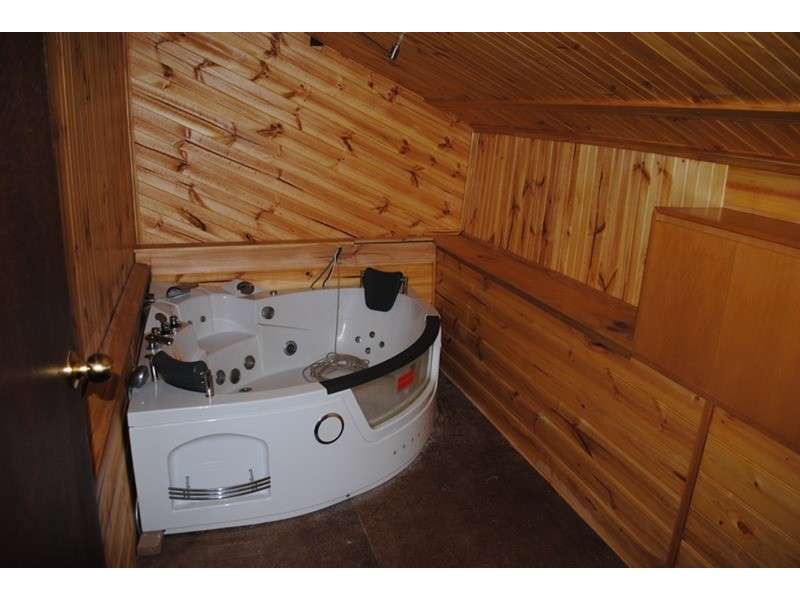 2 Taylor  Street, Maryborough VIC 3465