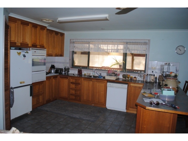 3 Dehnerts Road, Daisy Hill VIC 3465