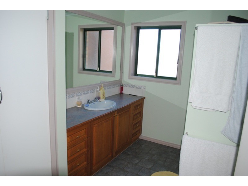 3 Dehnerts Road, Daisy Hill VIC 3465