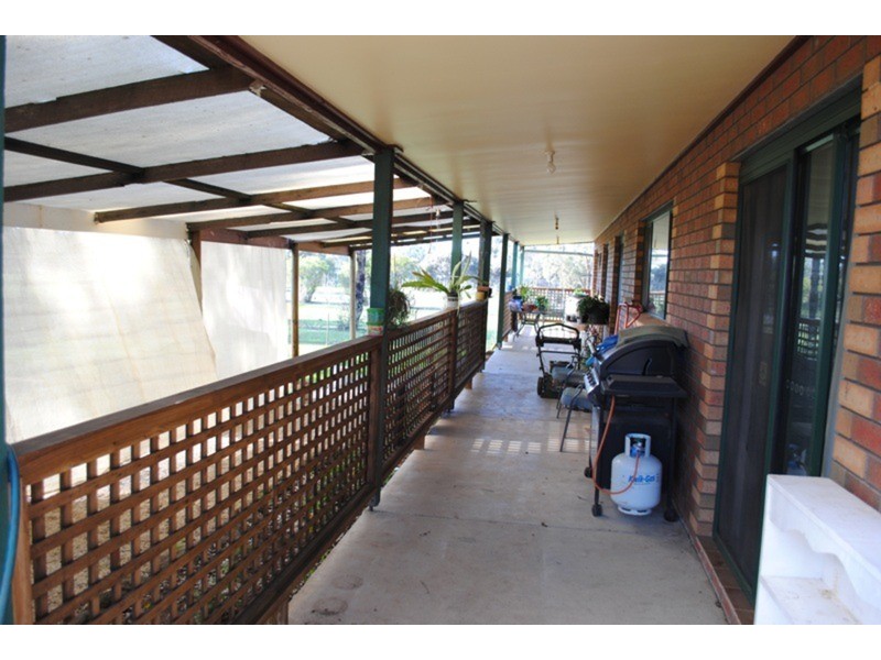 3 Dehnerts Road, Daisy Hill VIC 3465