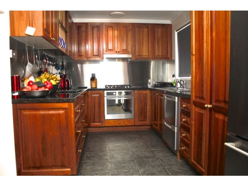 6 Annesley Street, Carisbrook VIC 3464