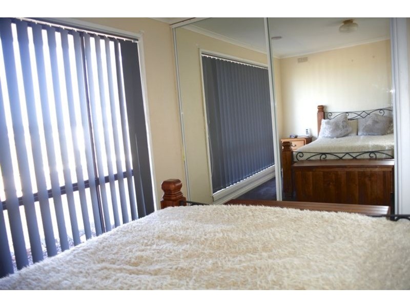 6 Annesley Street, Carisbrook VIC 3464