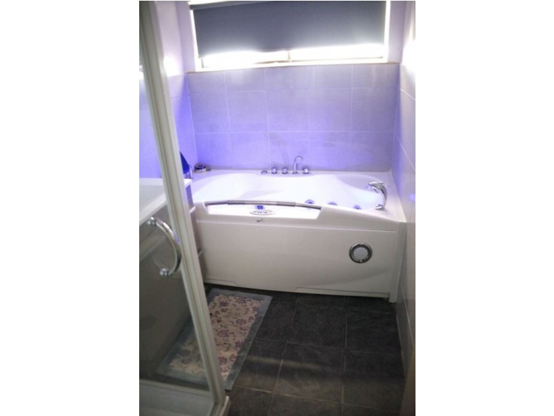 6 Annesley Street, Carisbrook VIC 3464