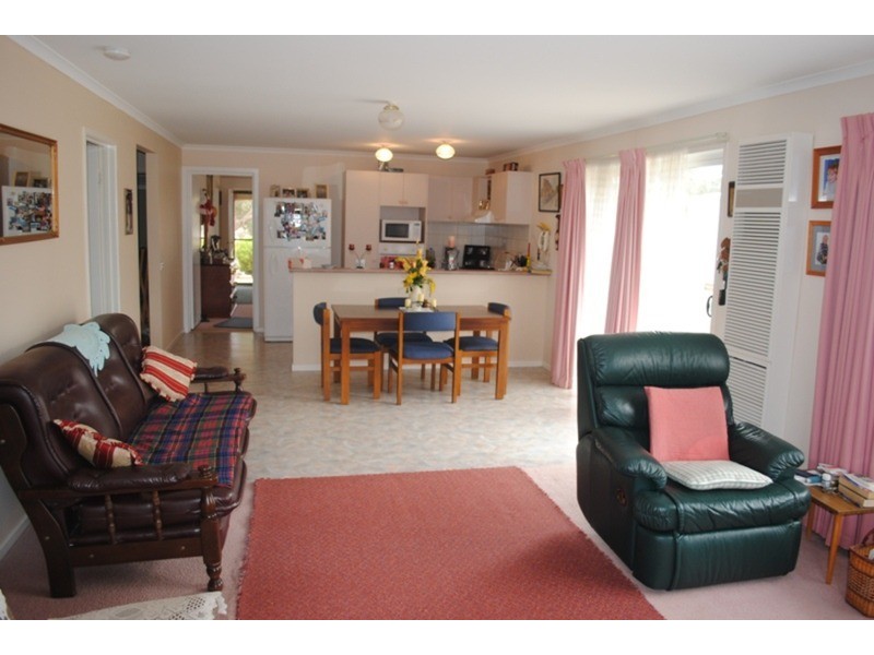 1 Collins  Court, Maryborough VIC 3465