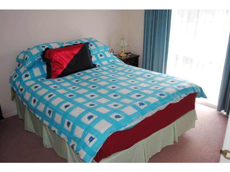 1 Collins  Court, Maryborough VIC 3465