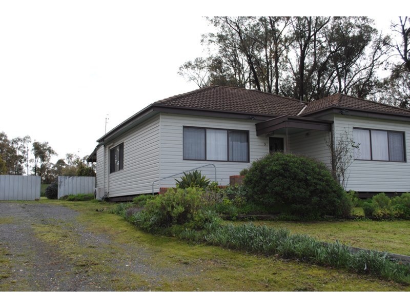 9 Hibbert Street, Maryborough VIC 3465