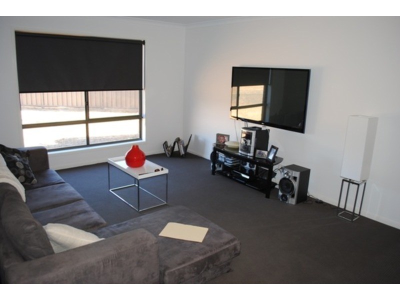 8 Inland Court, Maryborough VIC 3465