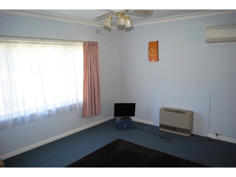 24 Tweedale Street, Dunolly VIC 3472