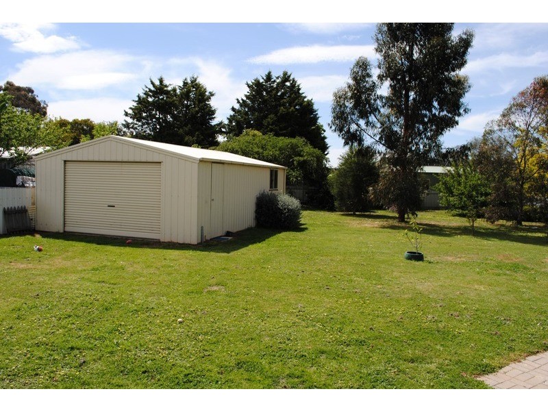 1 Ormond Avenue, Maryborough VIC 3465