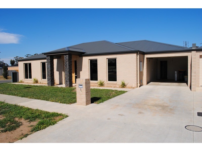 1 Inland Court, Maryborough VIC 3465