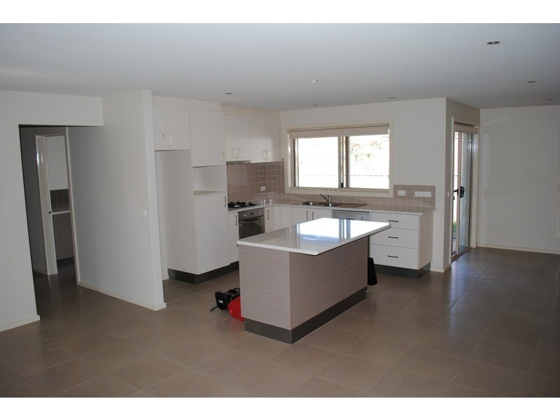 1 Inland Court, Maryborough VIC 3465