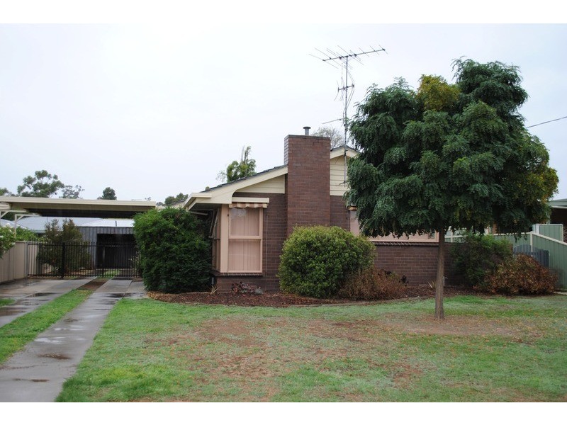 94 Park Road, Maryborough VIC 3465