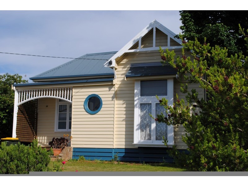 15 Barkly Street, Maryborough VIC 3465