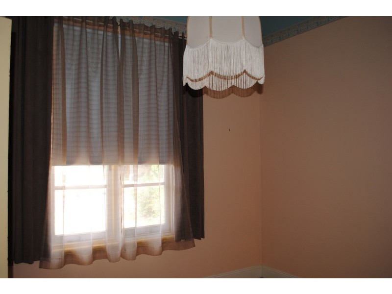 15 Barkly Street, Maryborough VIC 3465