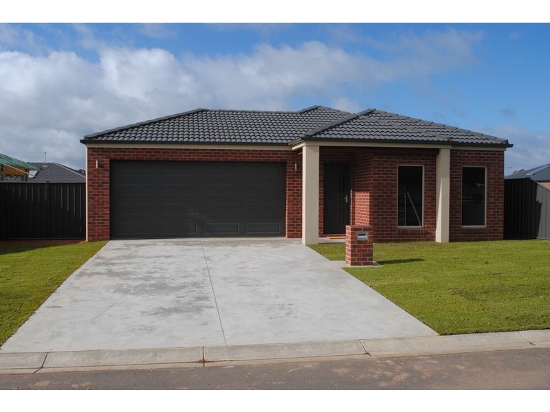 3 Quinn Street, Maryborough VIC 3465
