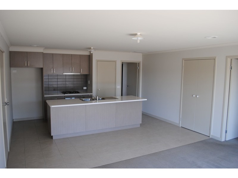 2/176 Park Road, Maryborough VIC 3465