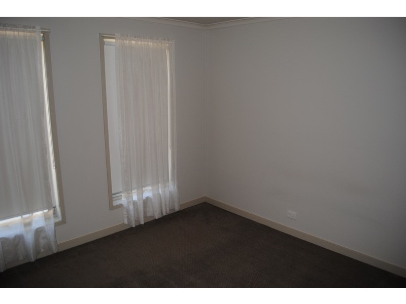 2/176 Park Road, Maryborough VIC 3465