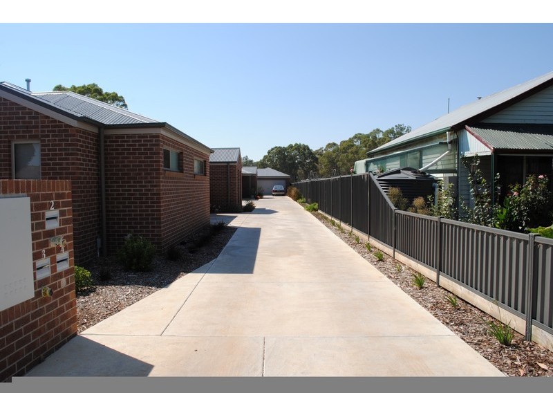 2/176 Park Road, Maryborough VIC 3465