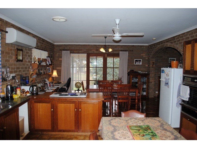 471 Porteous Road, Wareek VIC 3465