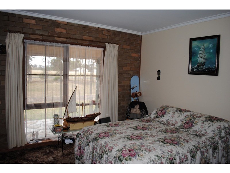 471 Porteous Road, Wareek VIC 3465